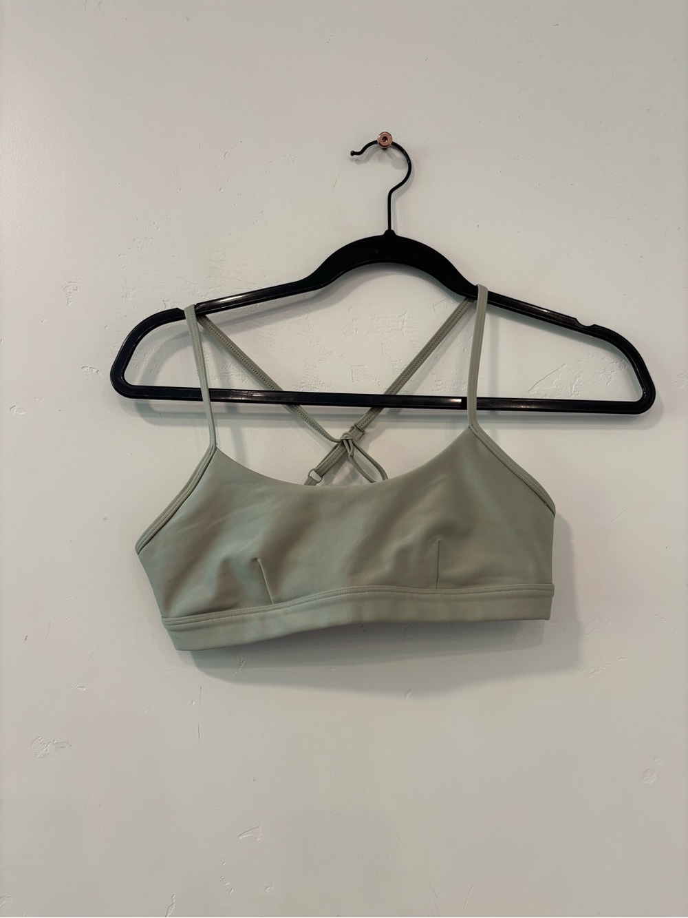 Alo Yoga Airlift Intrigue Bra Limestone Green Women Size Small Gym Pilates